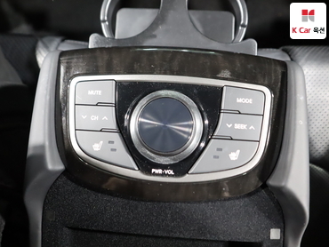 2011 - hyundai grandeur