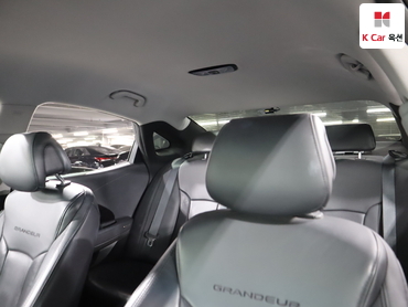2011 - hyundai grandeur