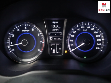 2011 - hyundai grandeur