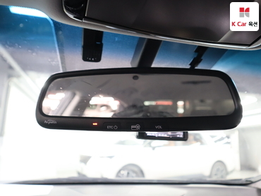 2011 - hyundai grandeur
