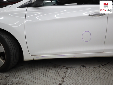 2012 - hyundai avante