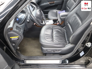 2011 - hyundai grandeur