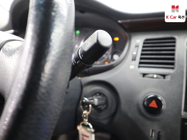 2011 - hyundai grandeur
