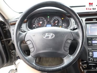 2011 - hyundai grandeur