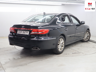 2011 - hyundai grandeur