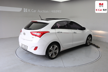 2012 - hyundai i30