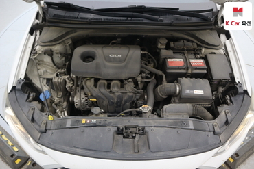 2016 - hyundai avante