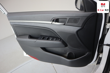 2016 - hyundai avante