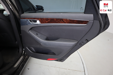2016 - hyundai g330