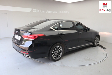 2016 - hyundai g330