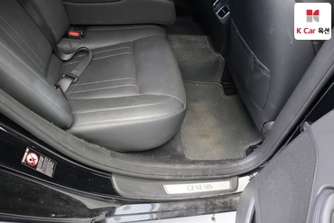 2016 - hyundai g330