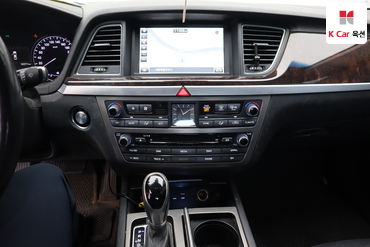 2016 - hyundai g330