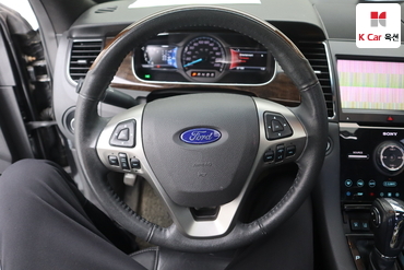 2015 - ford taurus