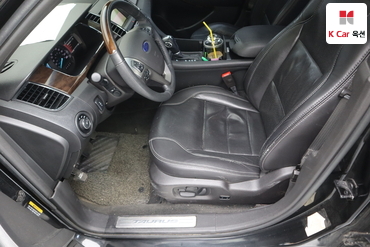 2015 - ford taurus