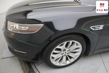 2015 - ford taurus