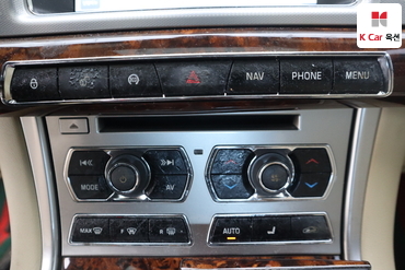 2013 - jaguar xf