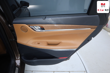2018 - hyundai grandeur