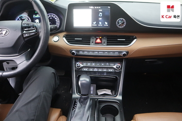 2018 - hyundai grandeur