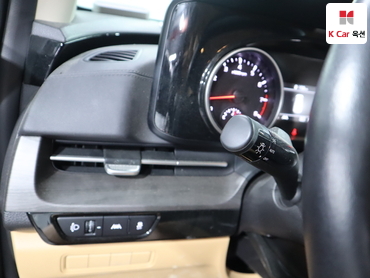 2023 - kia carnival