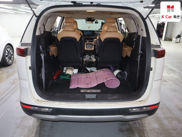 2023 - kia carnival