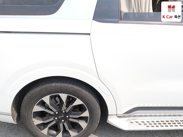 2021 - kia carnival
