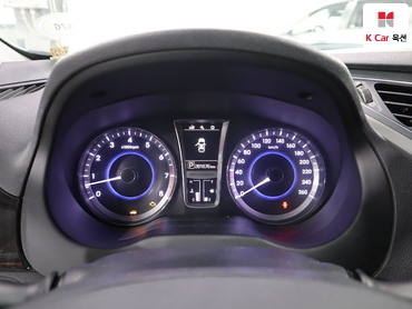 2017 - hyundai grandeur