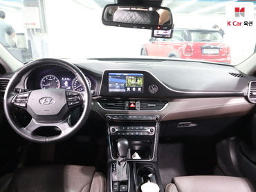 2019 - hyundai grandeur