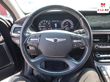 2016 - genesis eq900