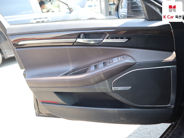 2016 - genesis eq900