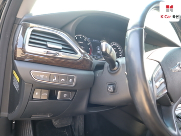2016 - genesis eq900