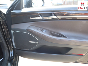 2016 - genesis eq900