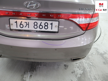 2011 - hyundai grandeur