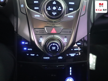 2011 - hyundai grandeur