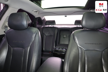 2011 - hyundai grandeur