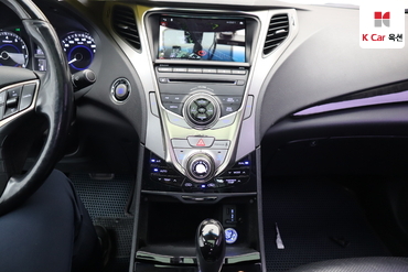 2011 - hyundai grandeur