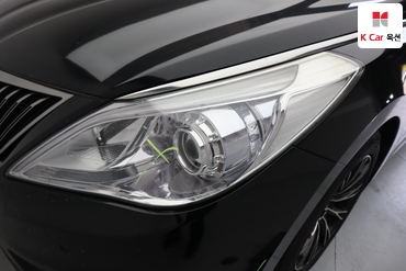 2011 - hyundai grandeur