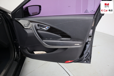 2011 - hyundai grandeur
