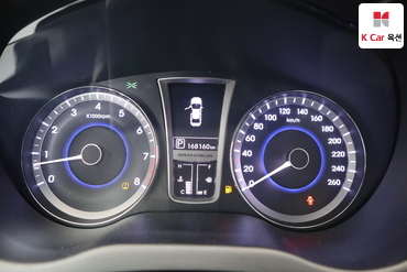 2011 - hyundai grandeur