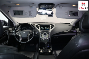 2011 - hyundai grandeur