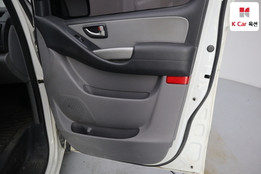 2016 - hyundai grand starex