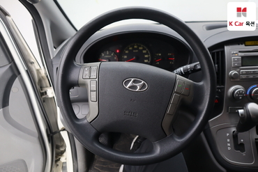 2016 - hyundai grand starex