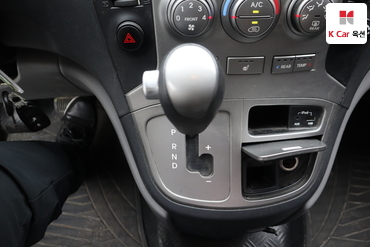 2016 - hyundai grand starex
