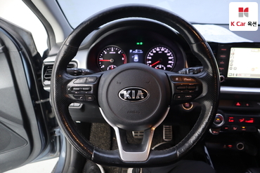 2018 - kia stonic