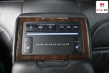 2011 - hyundai grandeur