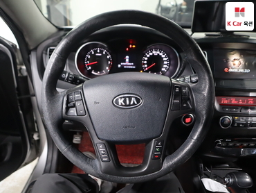 2012 - kia k7