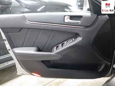 2012 - kia k7
