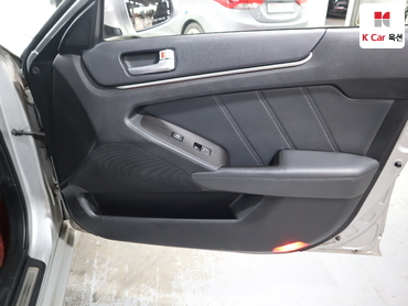 2012 - kia k7