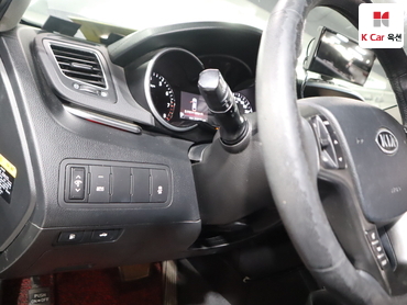 2012 - kia k7
