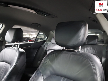2012 - kia k7