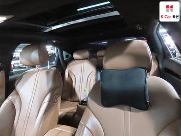 2022 - genesis g80